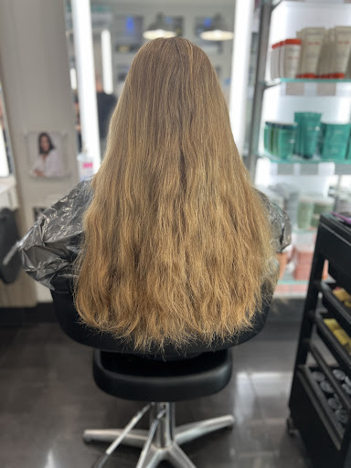 Consultation and booking at headmasters-guildford